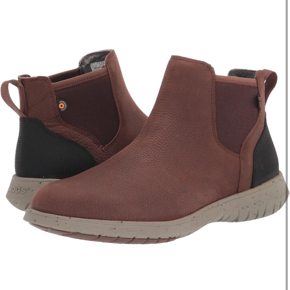 Bogs Men’s Spruce Chelsea Ankle Boot NWOT Size 9